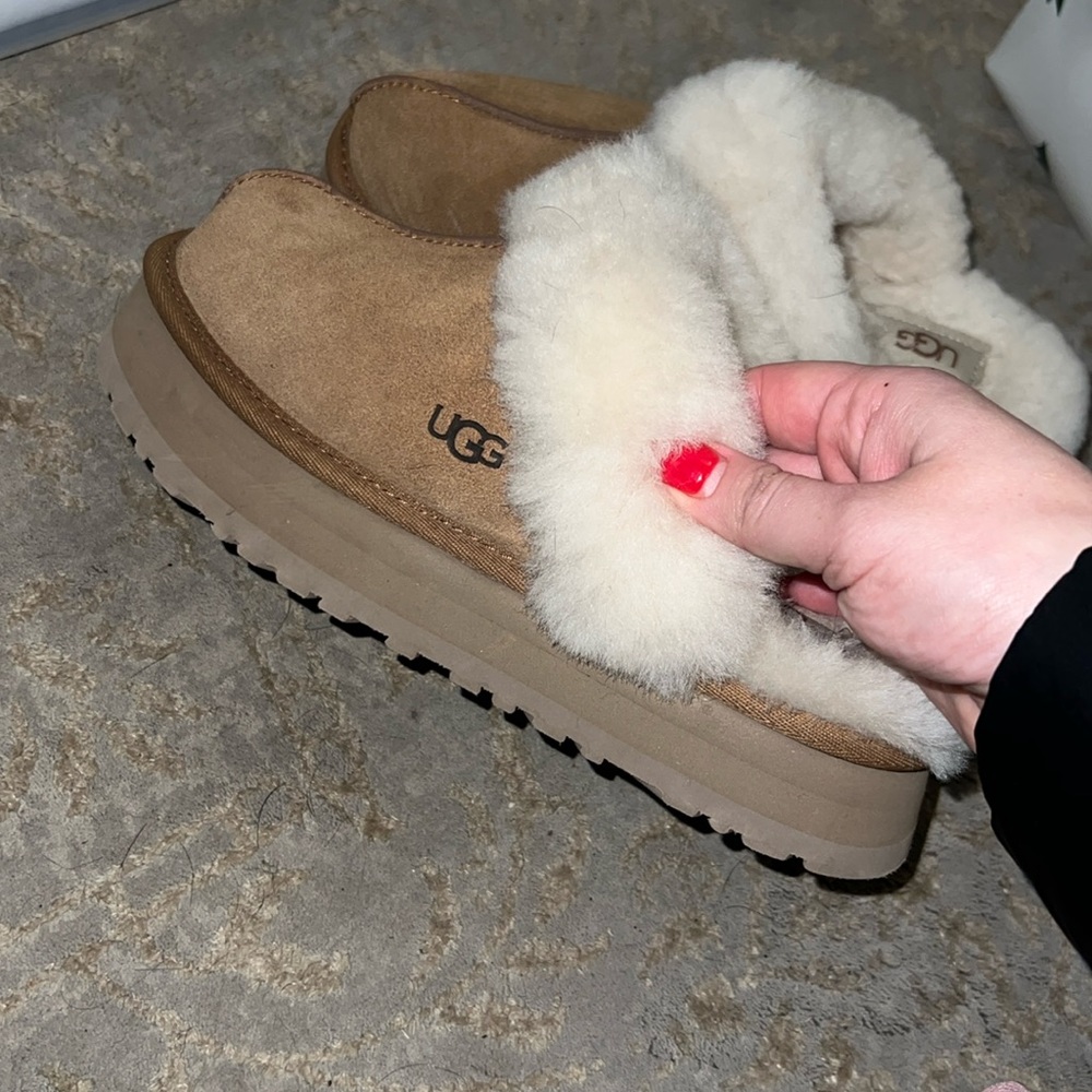 Platform UGG slippers!